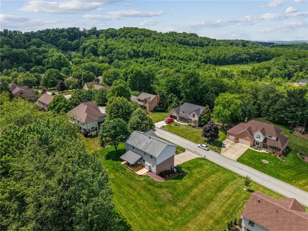 415 Primrose Drive, Greensburg, PA 15601