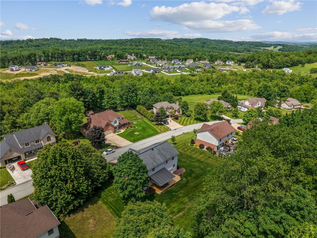 415 Primrose Drive, Greensburg, PA 15601