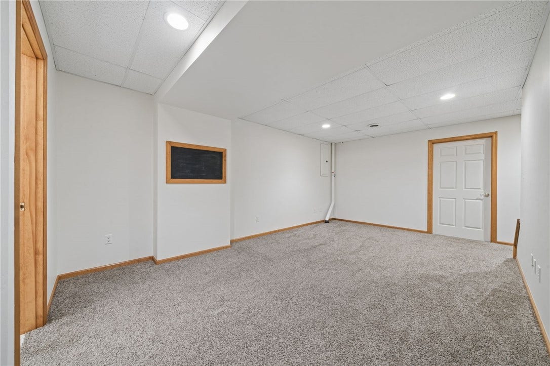 415 Primrose Drive, Greensburg, PA 15601