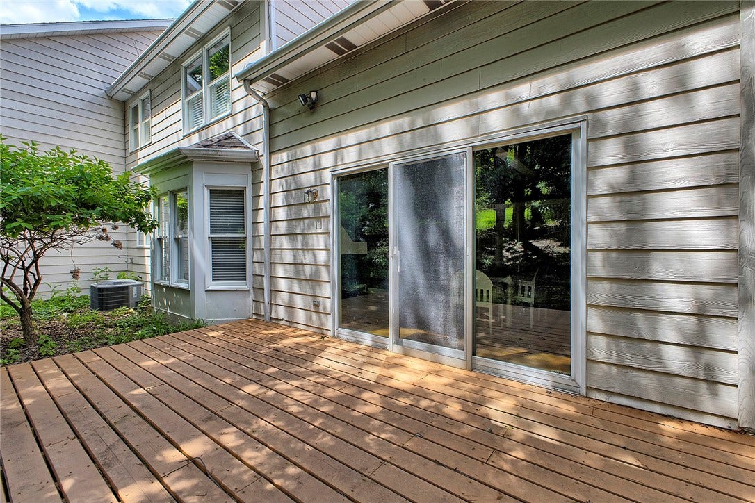 50 Lakeridge Drive, Greensburg, PA 15601