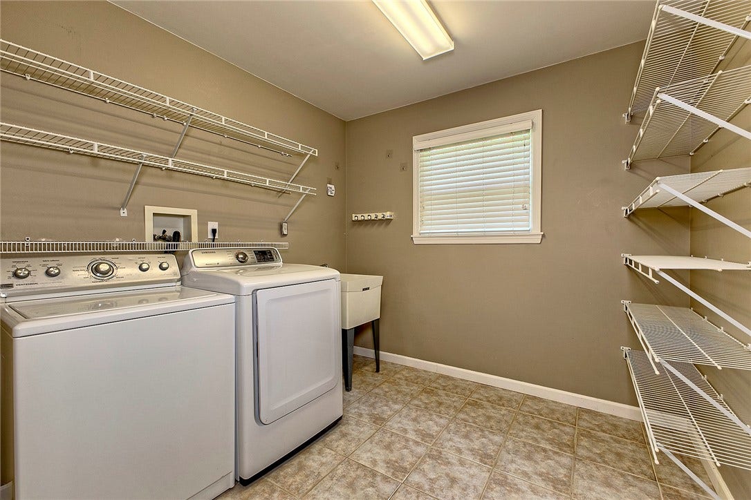 50 Lakeridge Drive, Greensburg, PA 15601