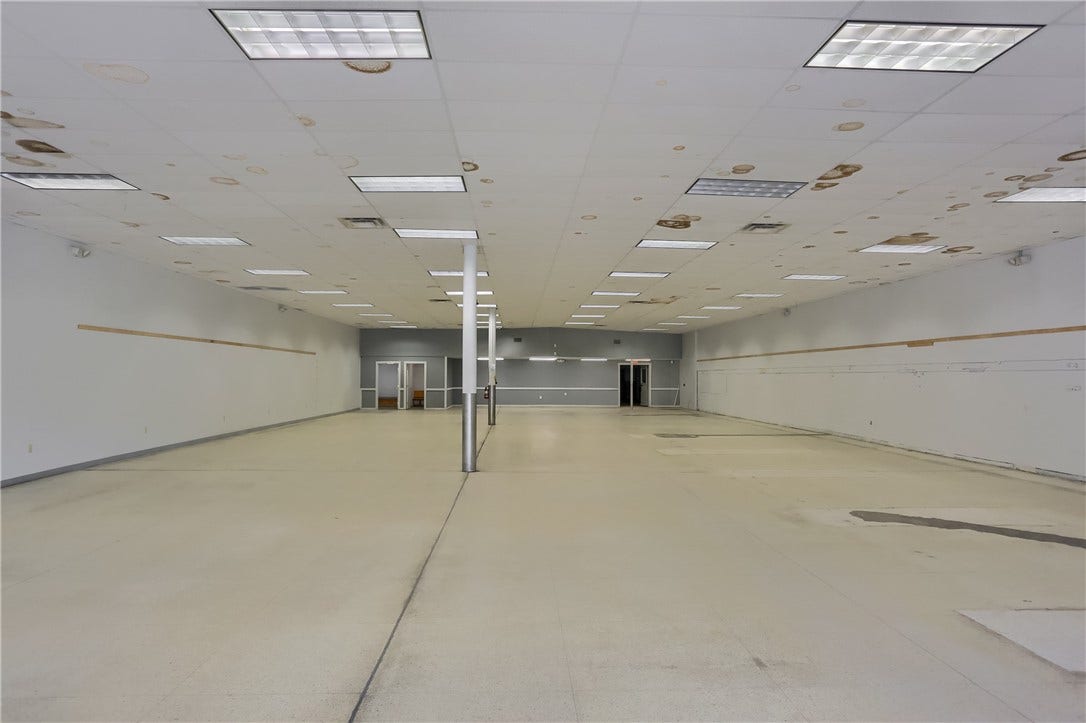 1729 B Rostraver Rd, Belle Vernon, PA 15012