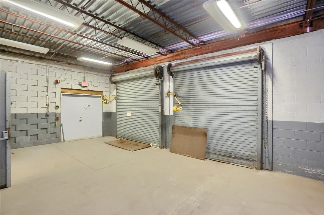 1729 B Rostraver Rd, Belle Vernon, PA 15012