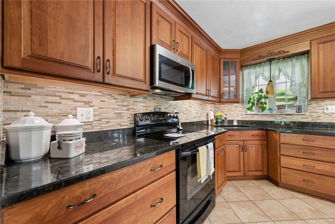 158 Harry Long Rd, Greensburg, PA 15601