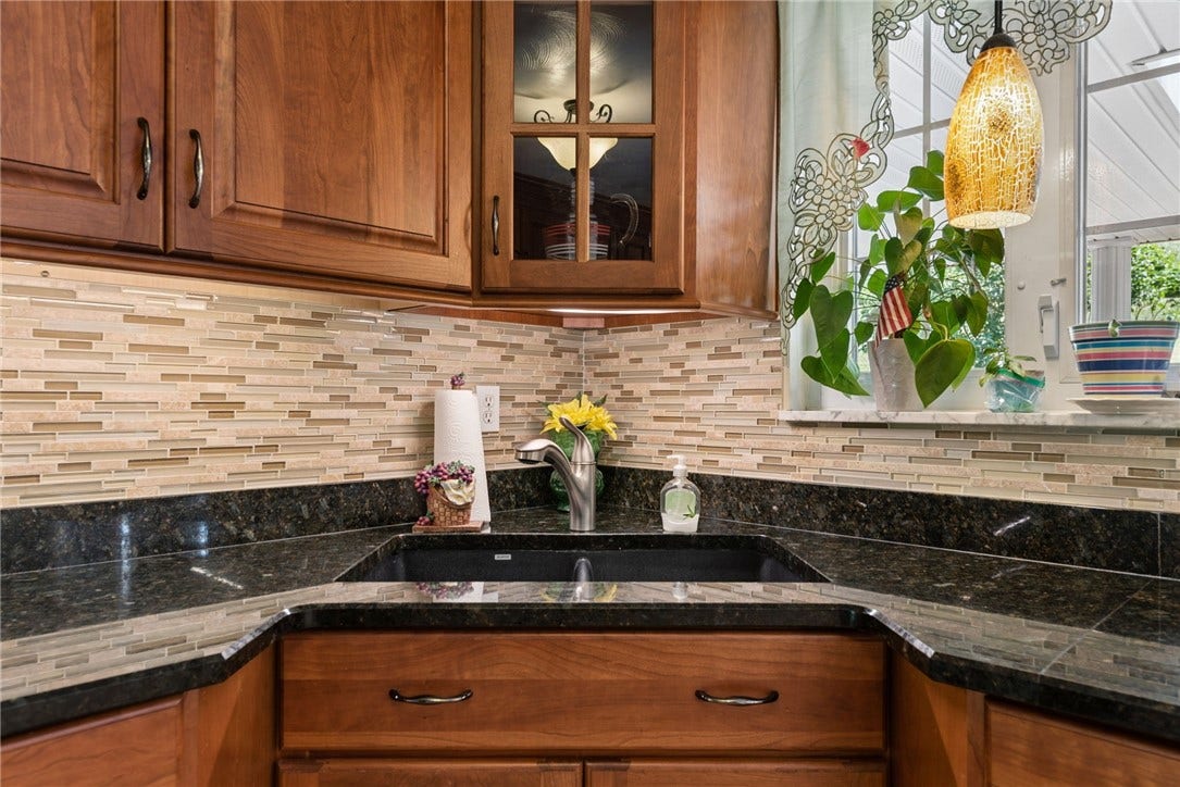 158 Harry Long Rd, Greensburg, PA 15601