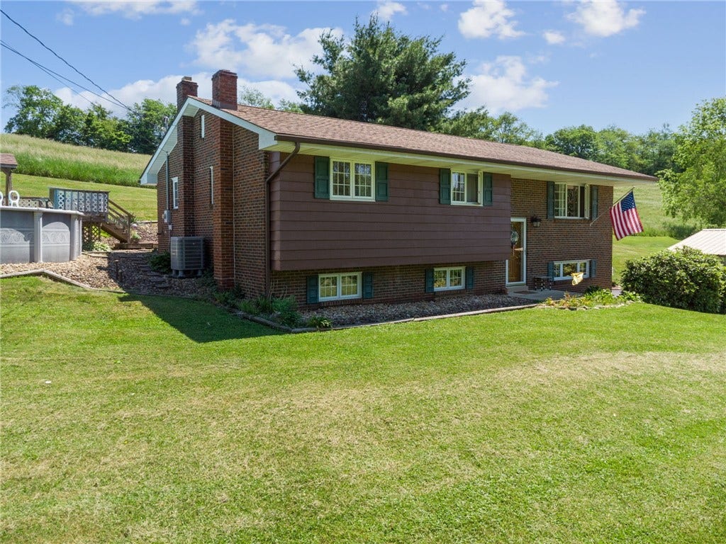 158 Harry Long Rd, Greensburg, PA 15601
