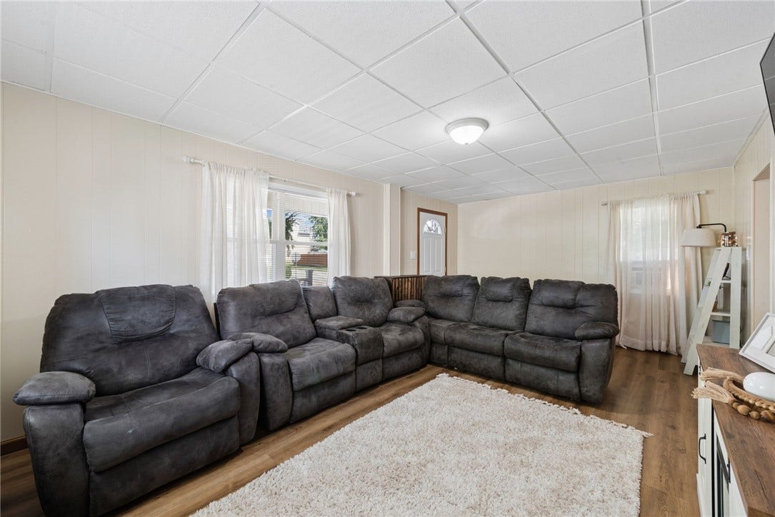 313 James St, Latrobe, PA 15650