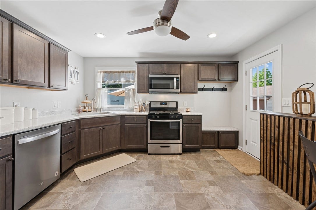 313 James St, Latrobe, PA 15650