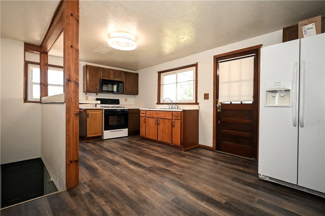 10415 Lilac Street, Irwin, PA 15642