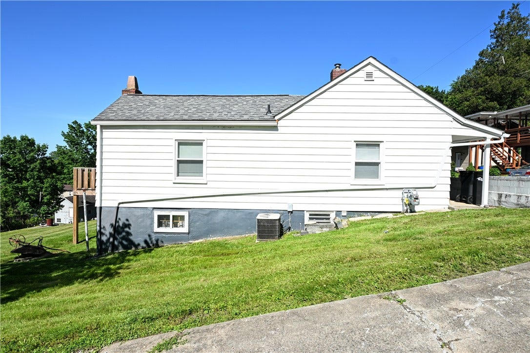 10415 Lilac Street, Irwin, PA 15642
