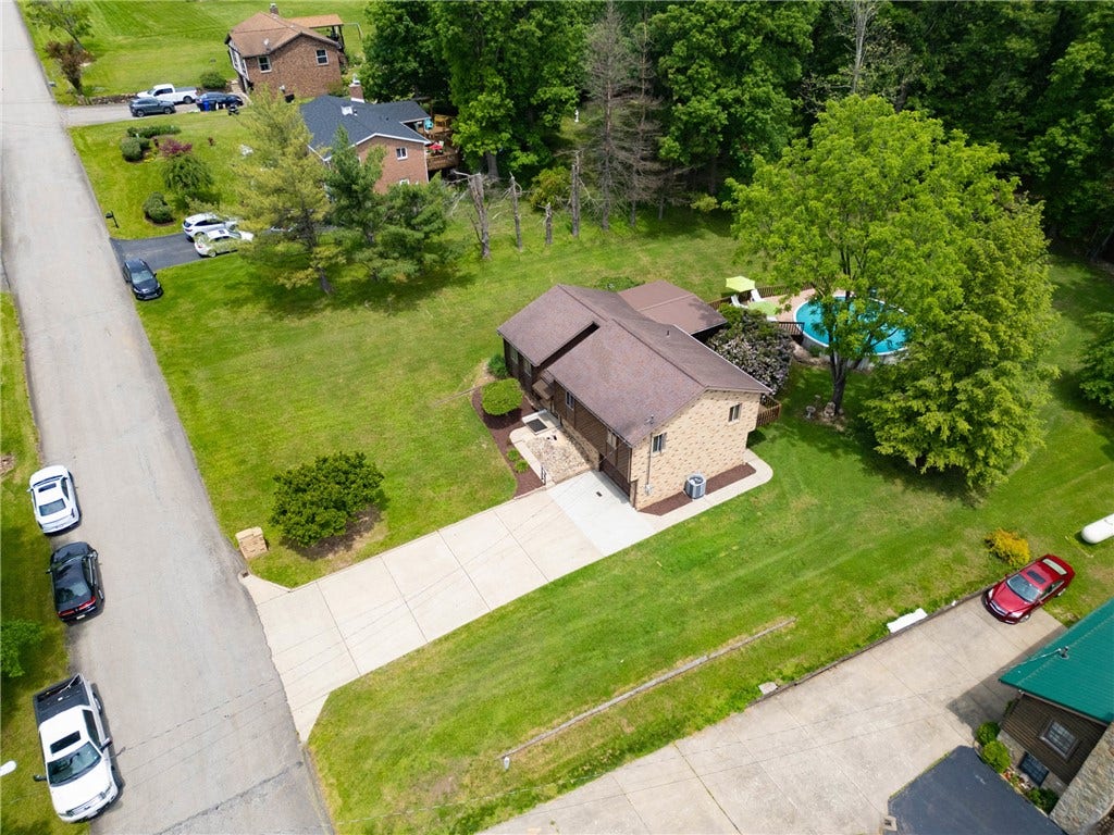 204 Republic St, Uniontown, PA 15401