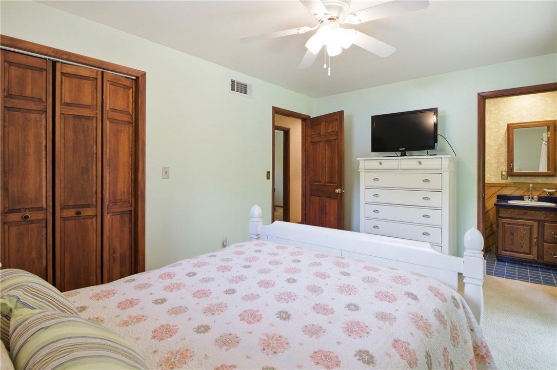 204 Republic St, Uniontown, PA 15401
