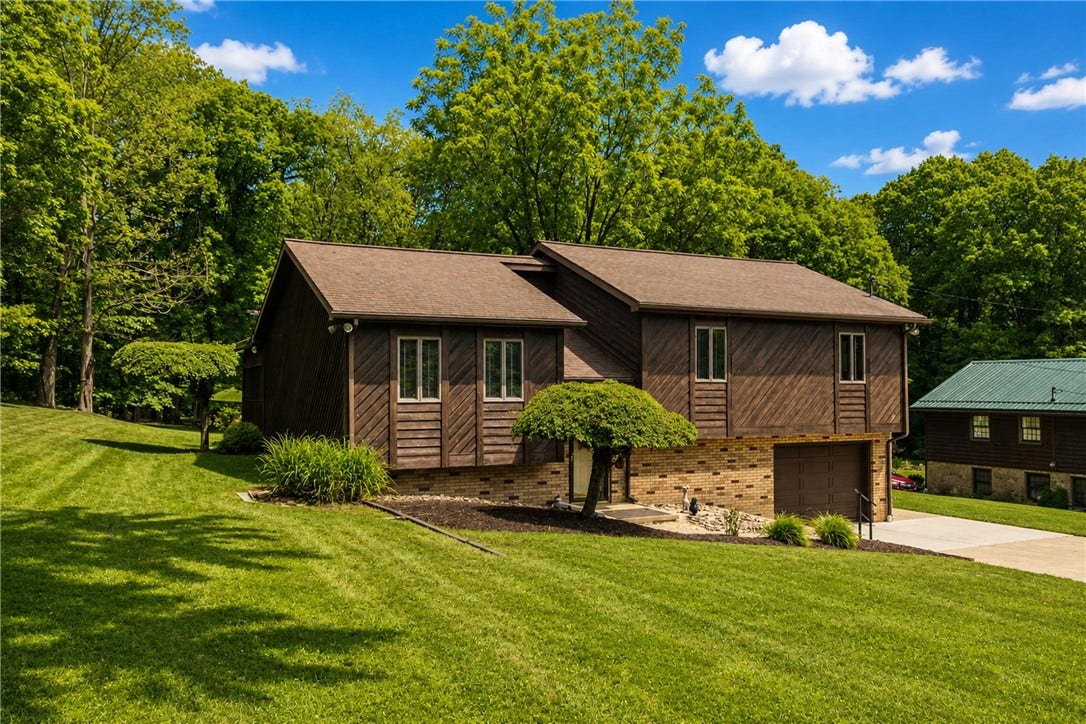 204 Republic St, Uniontown, PA 15401