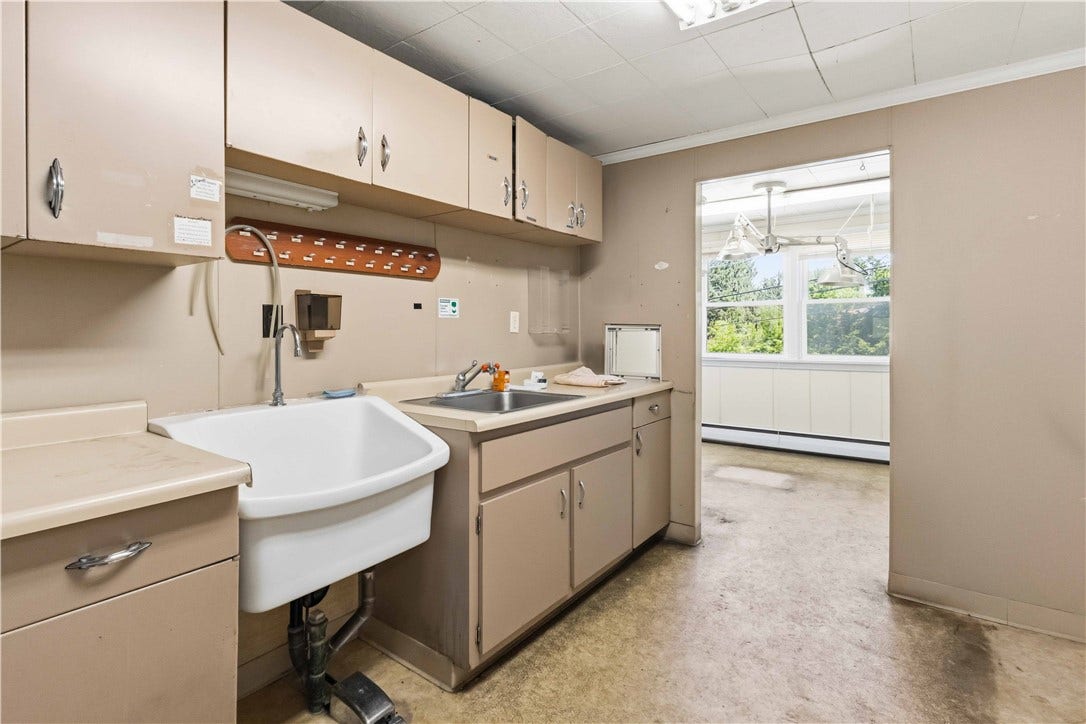 809 Monastery, Latrobe, PA 15650