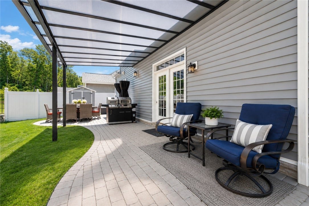 3003 Audrey Dr, Greensburg, PA 15601