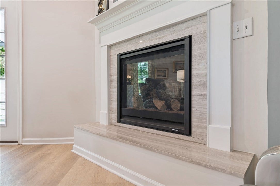3003 Audrey Dr, Greensburg, PA 15601