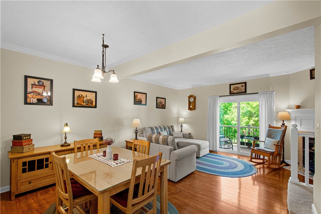 197 Old Village Ln, Bethel Park, PA 15102