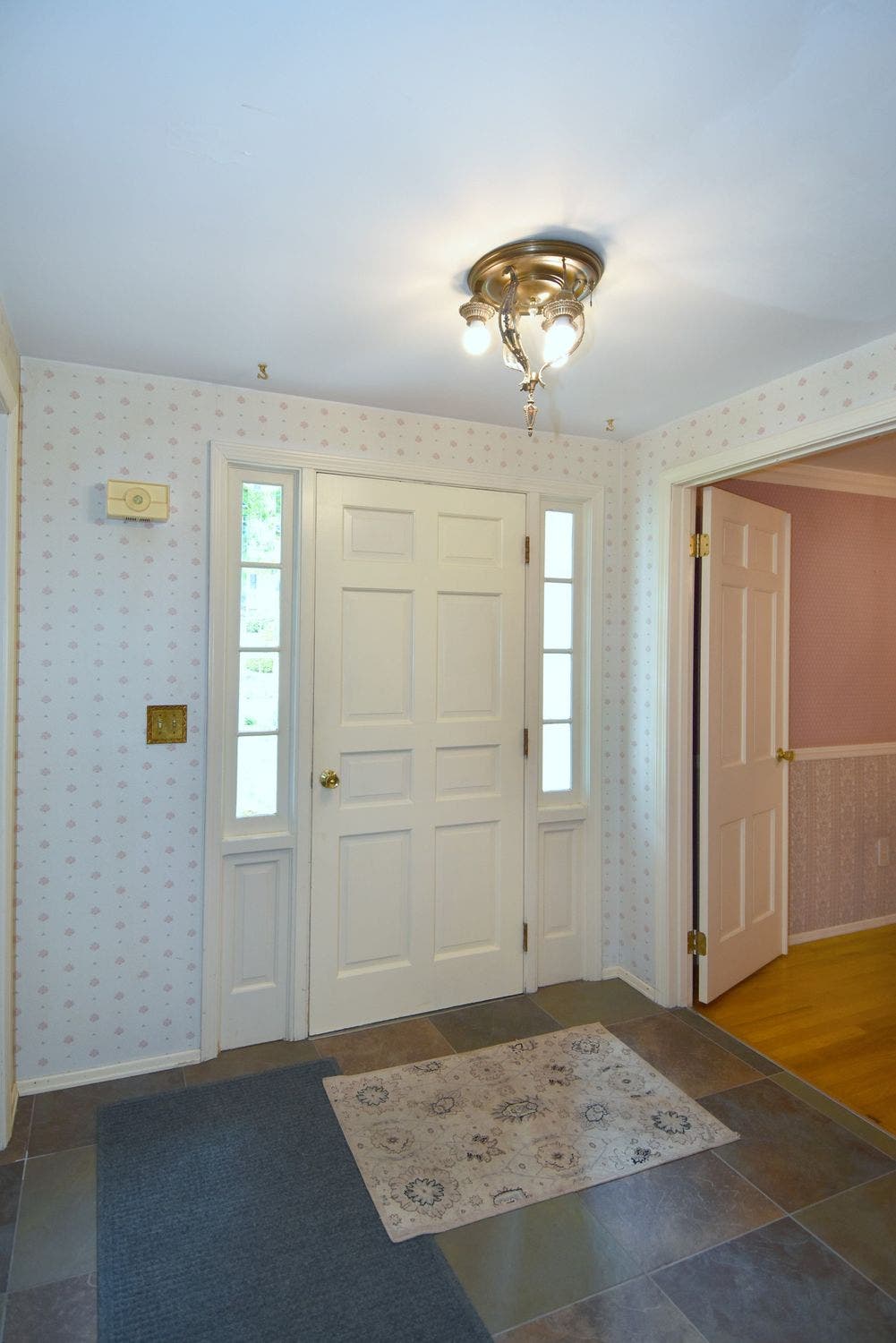 1893 Stage Dr., Pittsburgh, PA 15101