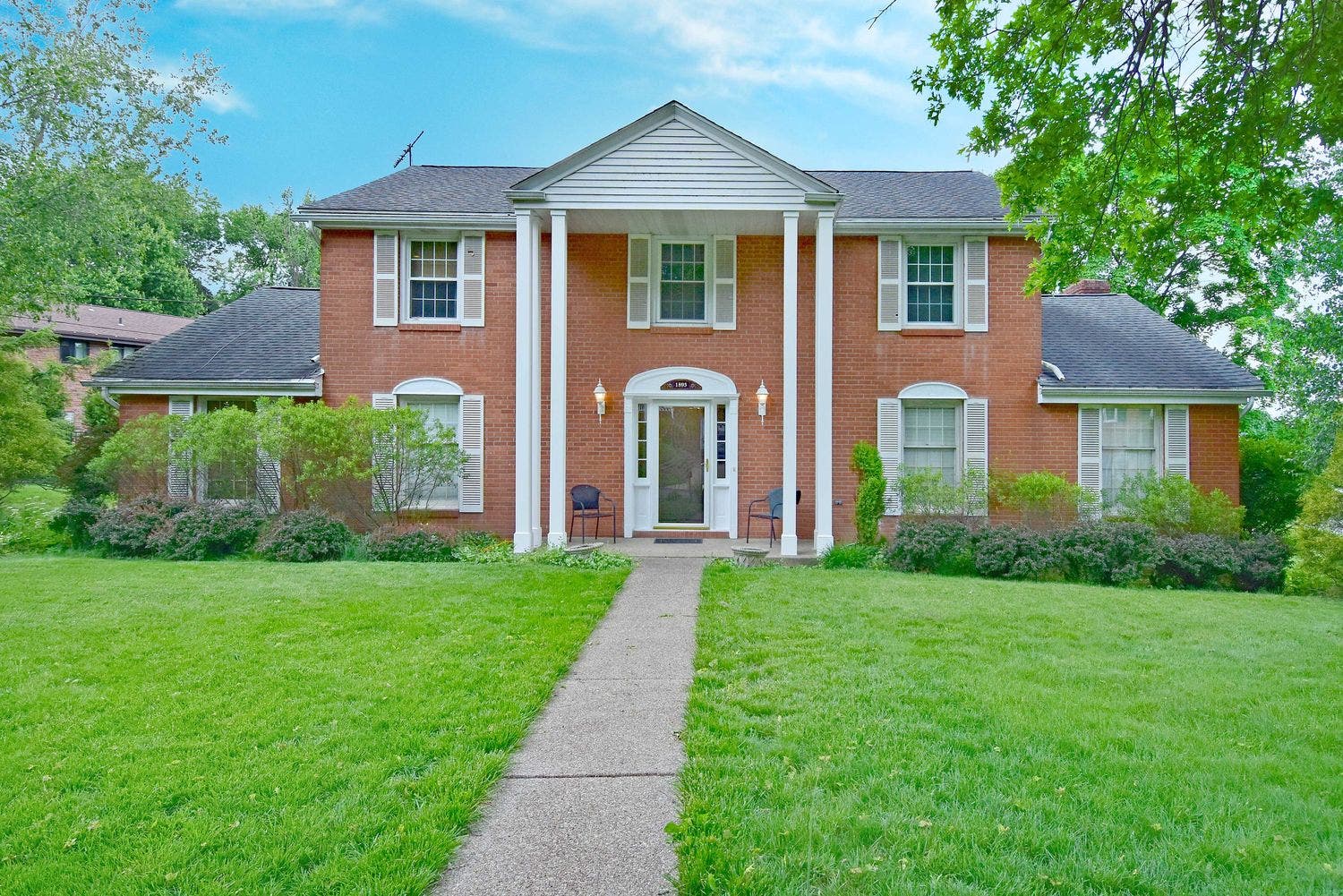 1893 Stage Dr., Pittsburgh, PA 15101