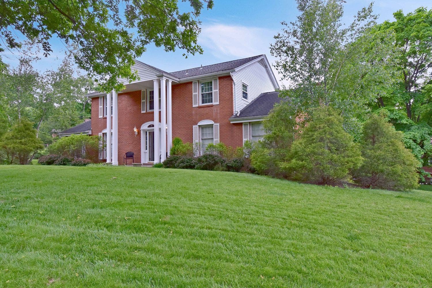 1893 Stage Dr., Pittsburgh, PA 15101