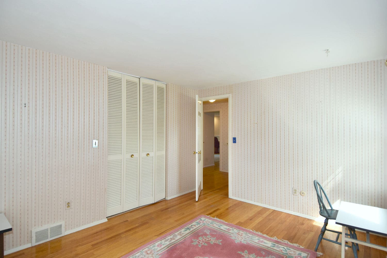 1893 Stage Dr., Pittsburgh, PA 15101
