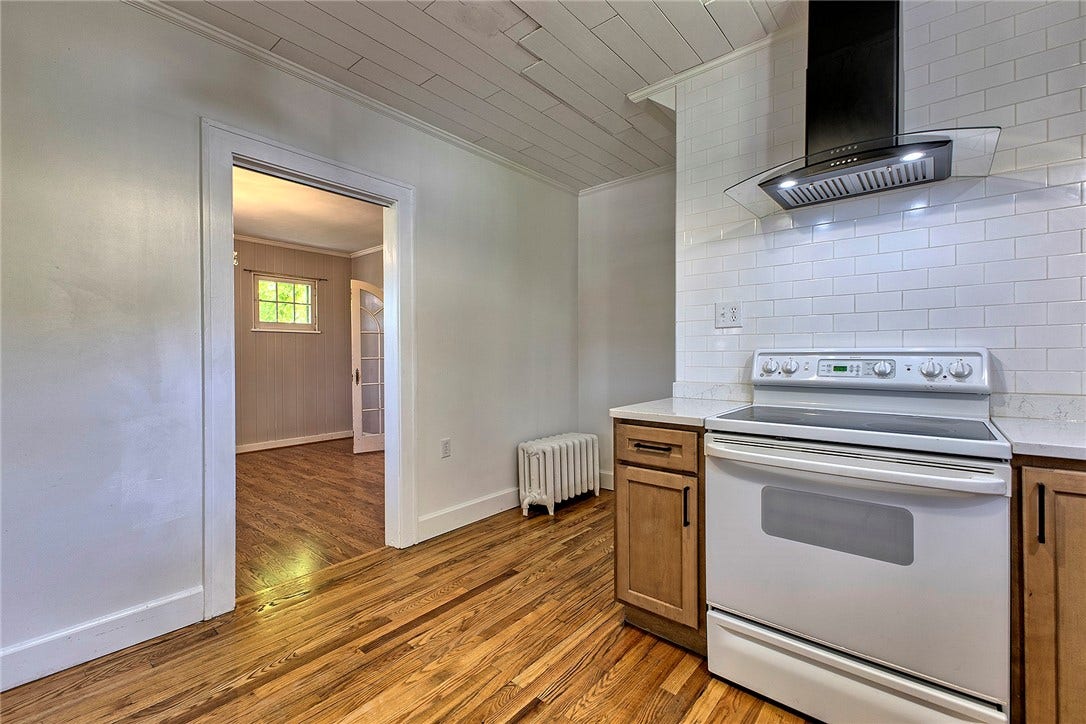 210 Tremont Ave, Greensburg, PA 15601