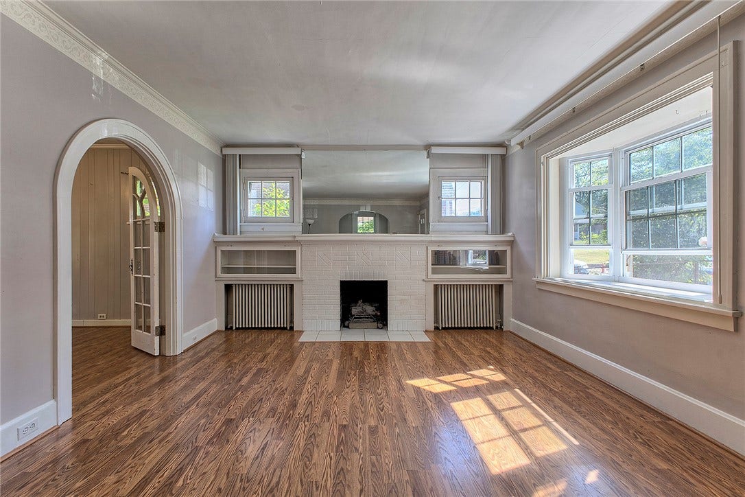 210 Tremont Ave, Greensburg, PA 15601