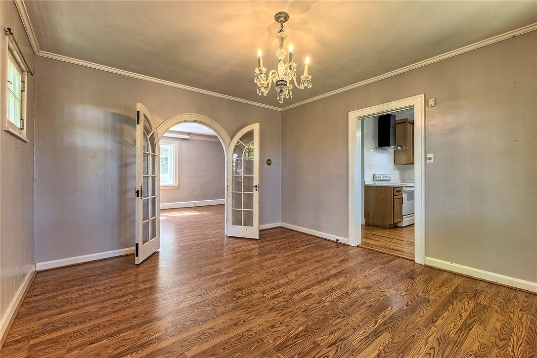 210 Tremont Ave, Greensburg, PA 15601
