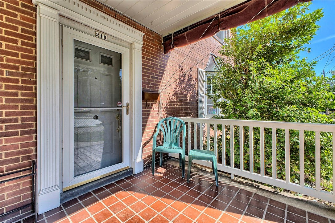 210 Tremont Ave, Greensburg, PA 15601