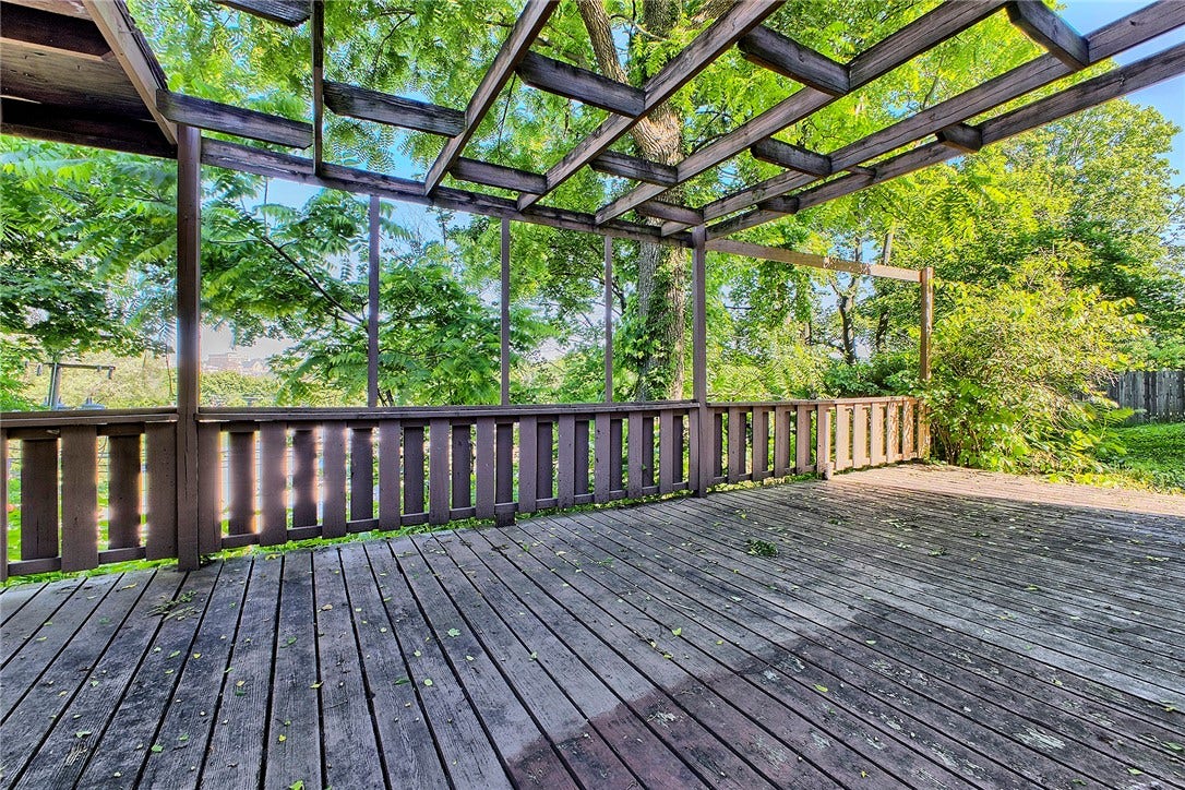 210 Tremont Ave, Greensburg, PA 15601