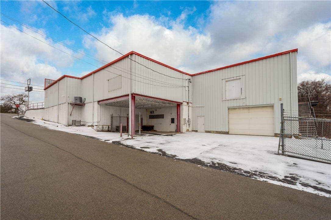 6027 National Pike, Brownsville, PA 15442