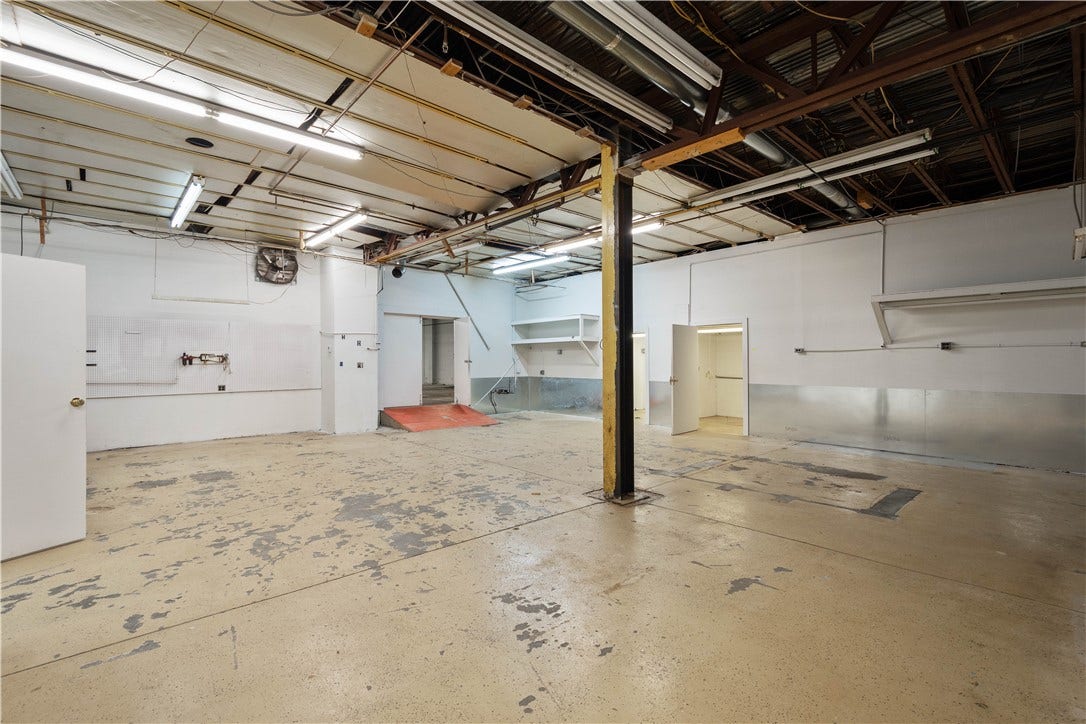 6027 National Pike, Brownsville, PA 15442