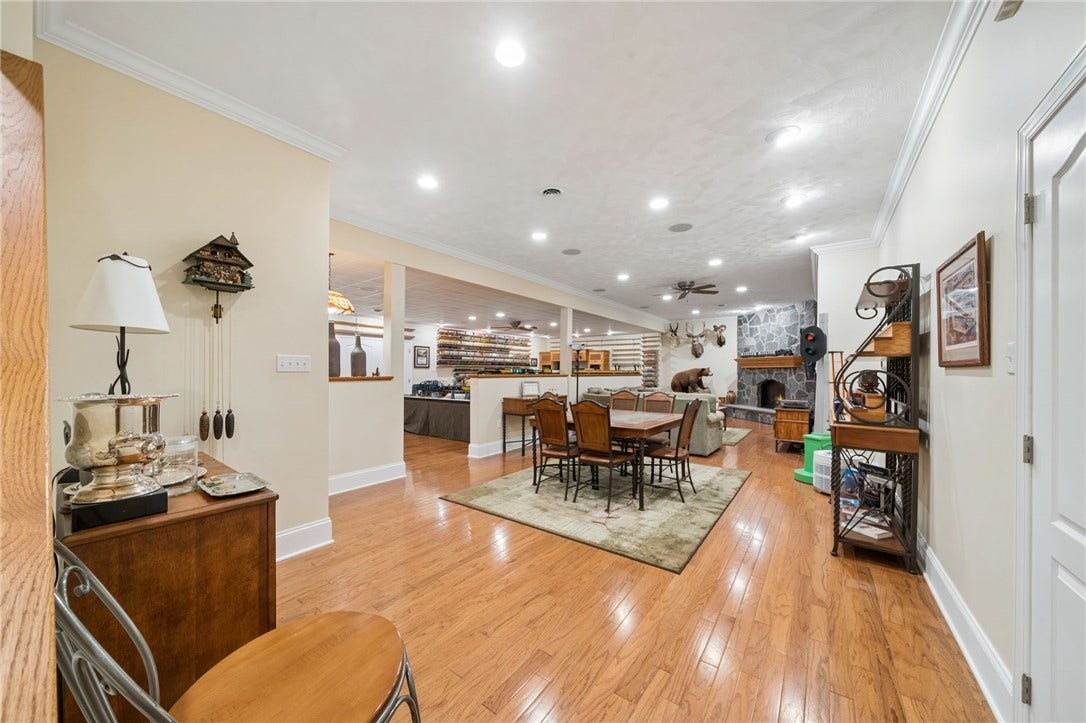 741 Lindwood Drive, Greensburg, PA 15601