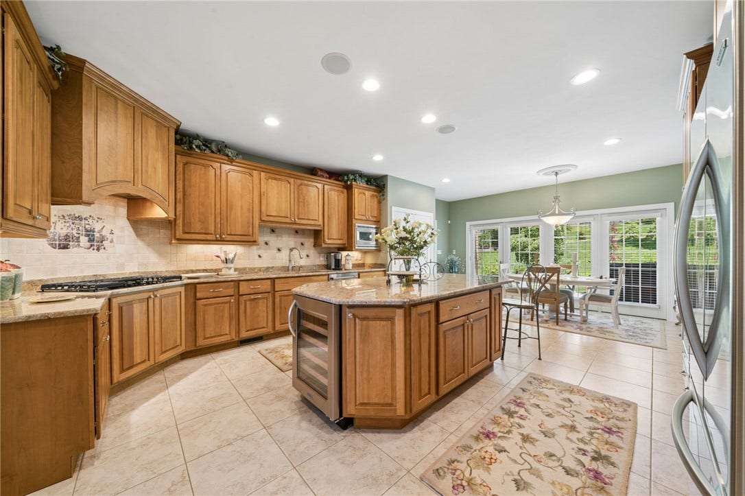 741 Lindwood Drive, Greensburg, PA 15601