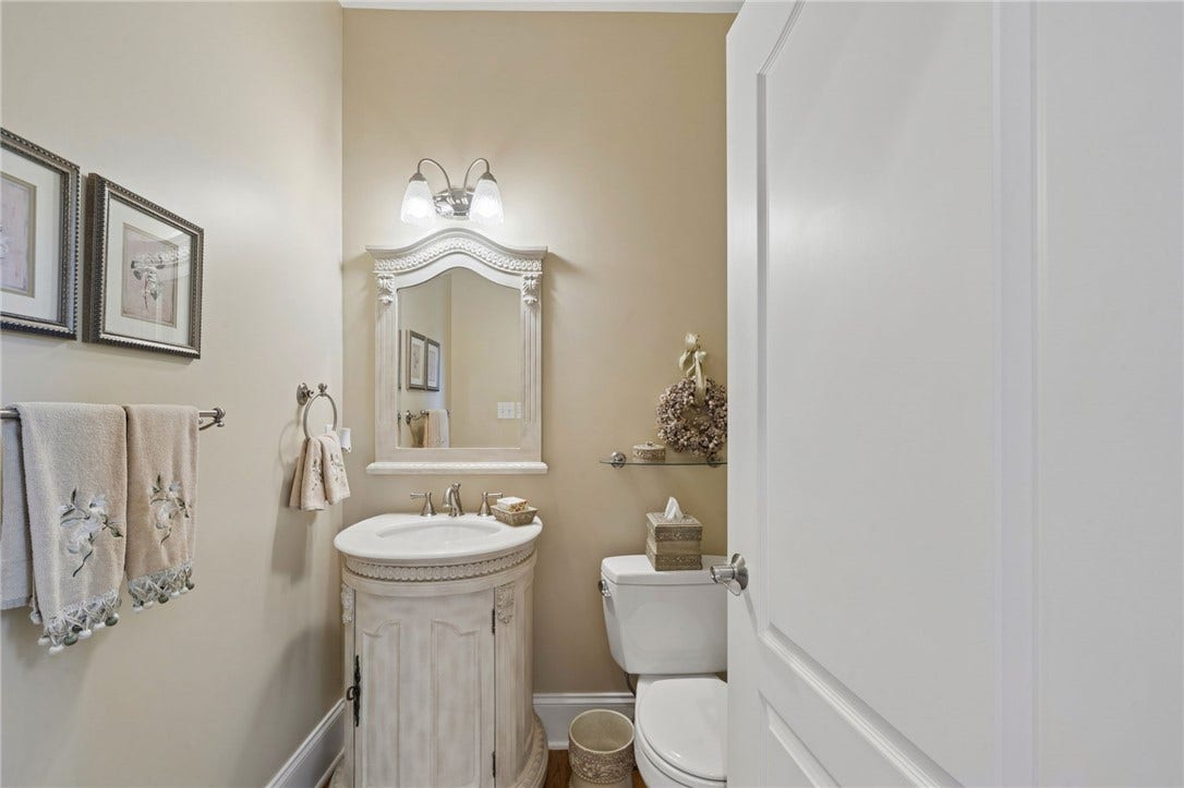 741 Lindwood Drive, Greensburg, PA 15601
