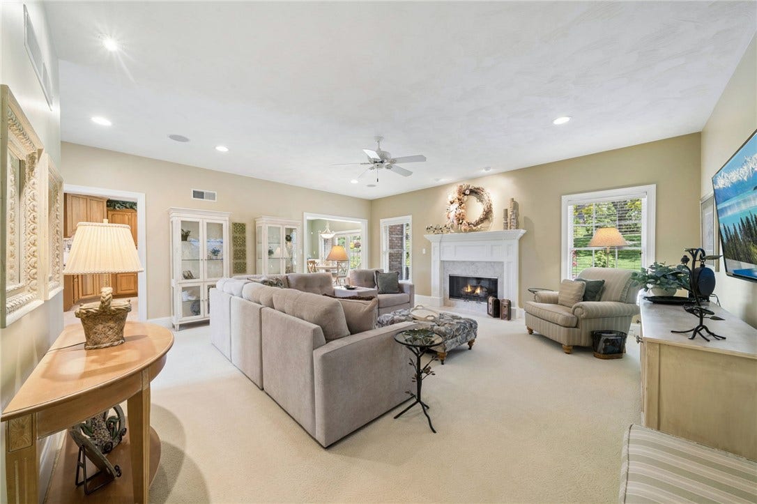741 Lindwood Drive, Greensburg, PA 15601