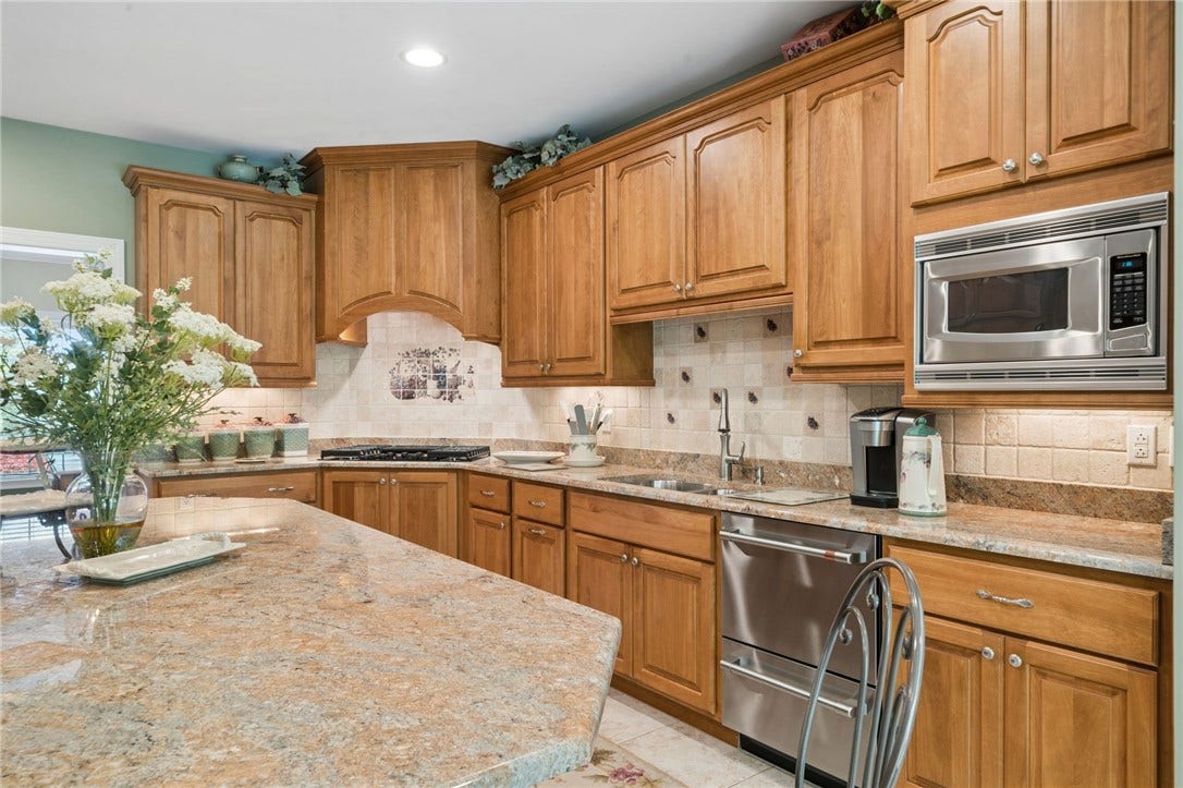 741 Lindwood Drive, Greensburg, PA 15601