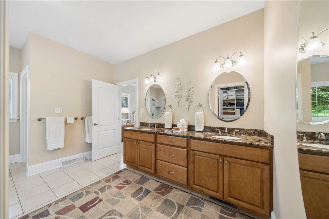 741 Lindwood Drive, Greensburg, PA 15601