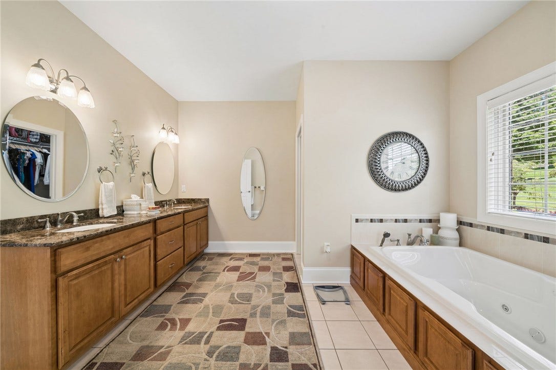 741 Lindwood Drive, Greensburg, PA 15601