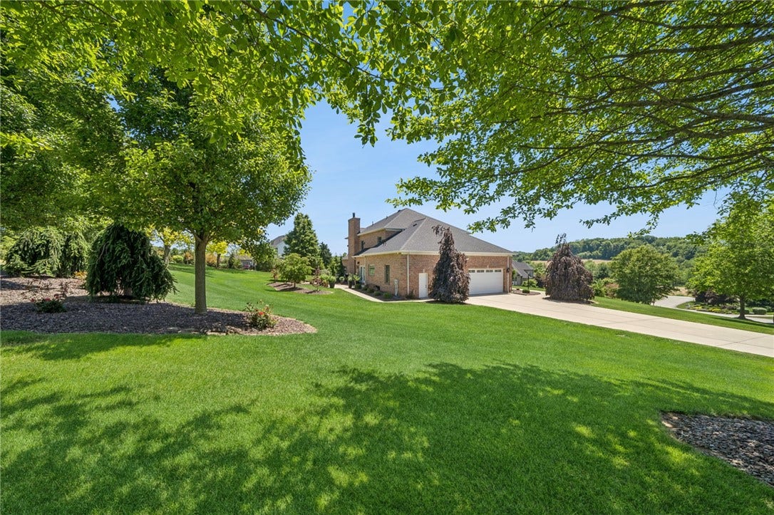 741 Lindwood Drive, Greensburg, PA 15601