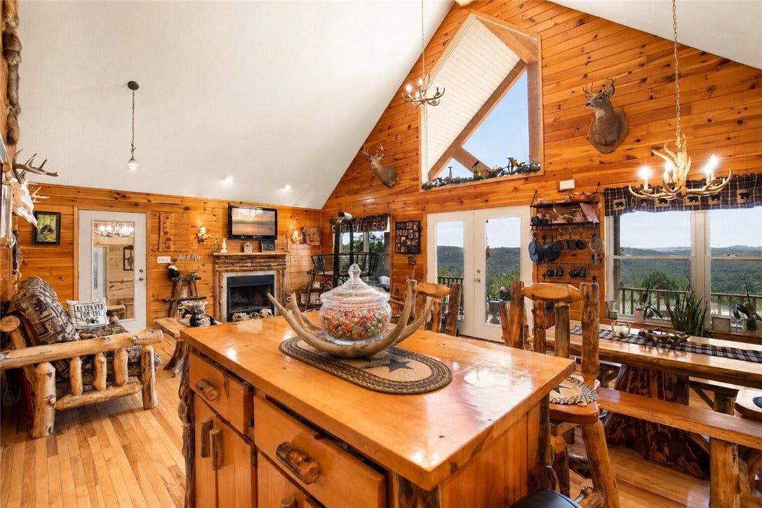 5164 Lincoln Hwy, Stoystown, PA 15563