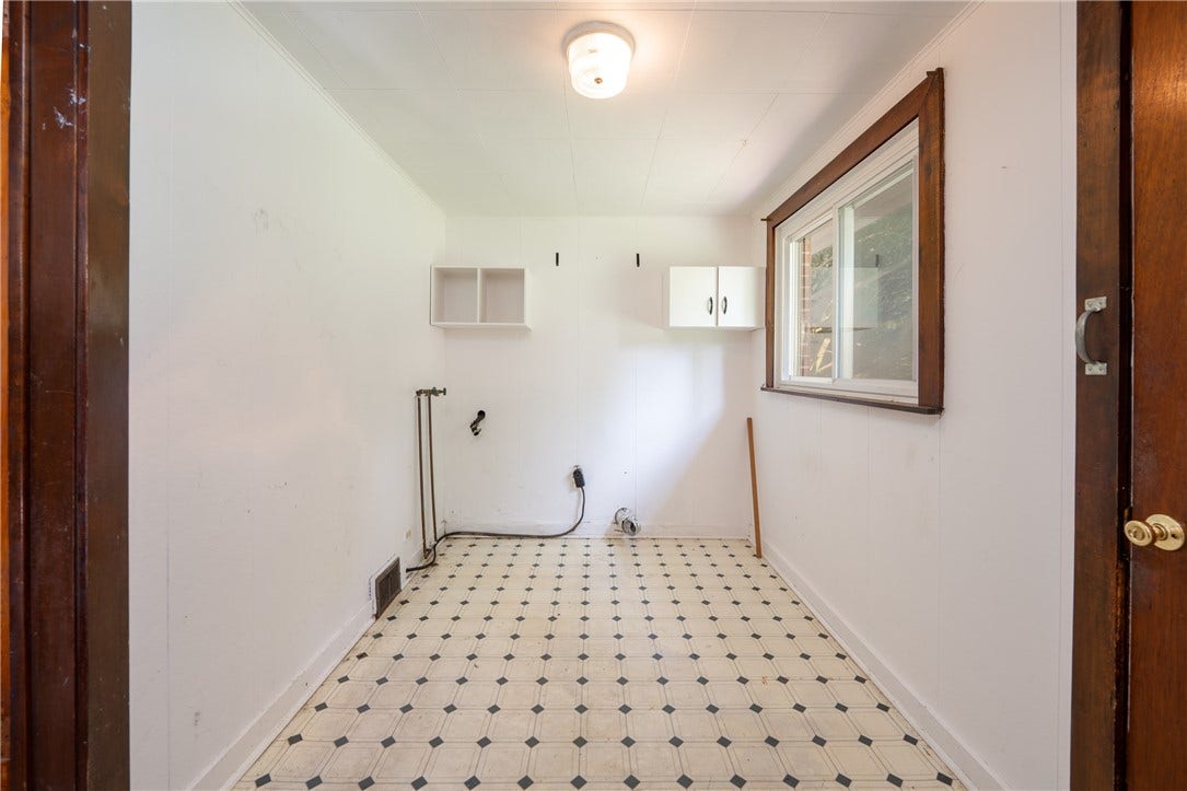 132 Coal Hollow Rd, Greensburg, PA 15601