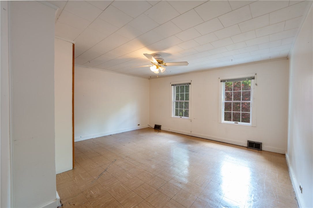 132 Coal Hollow Rd, Greensburg, PA 15601