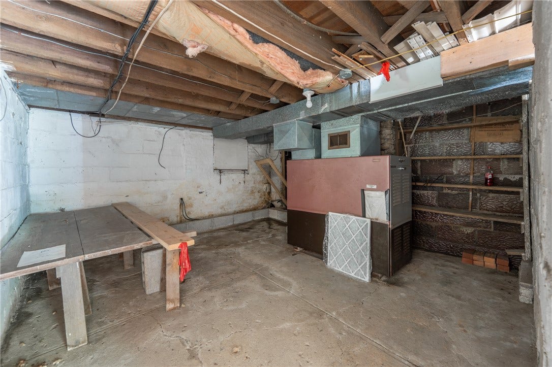 132 Coal Hollow Rd, Greensburg, PA 15601