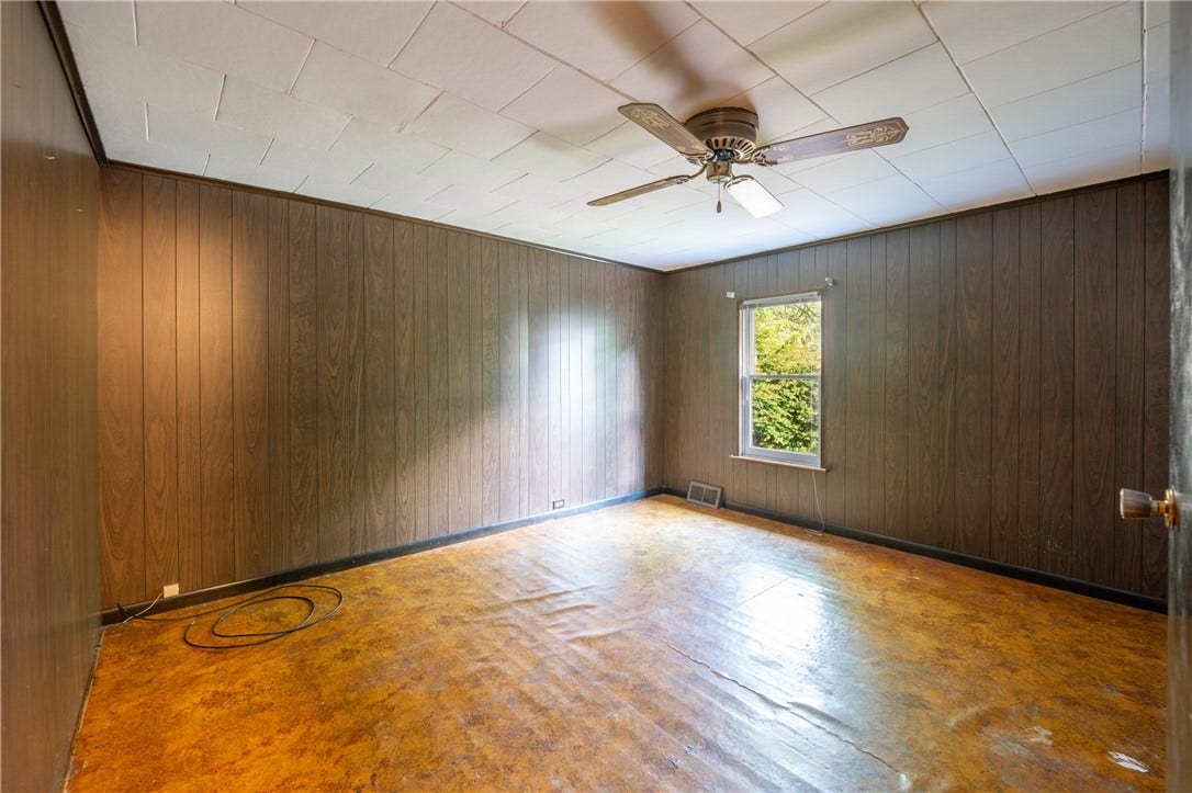 132 Coal Hollow Rd, Greensburg, PA 15601