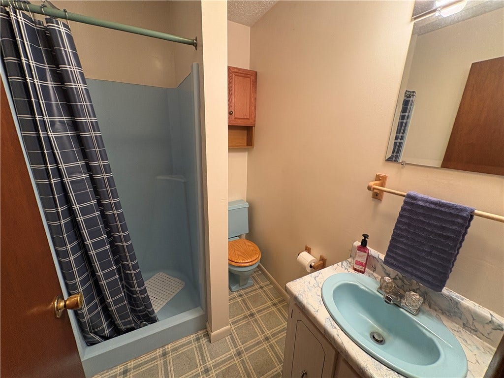 2742 No 8 Rd, Punxsutawney, PA 15767