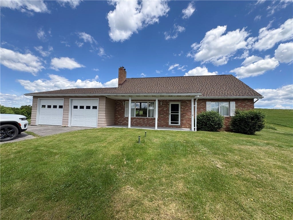 2742 No 8 Rd, Punxsutawney, PA 15767