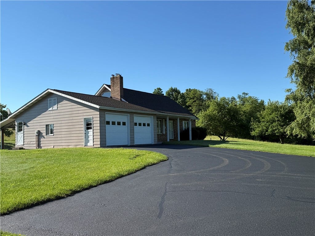 2742 No 8 Rd, Punxsutawney, PA 15767