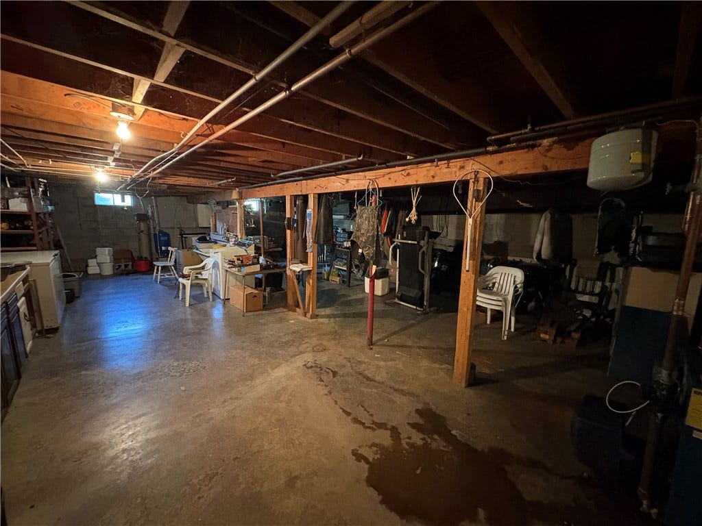 2742 No 8 Rd, Punxsutawney, PA 15767