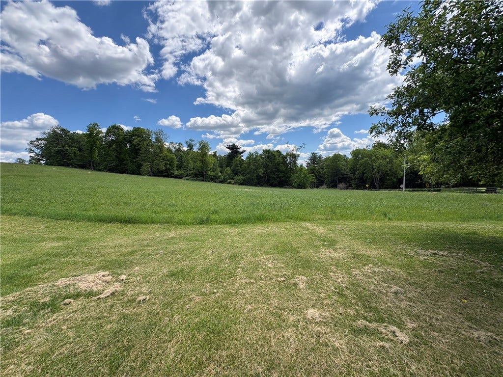 2742 No 8 Rd, Punxsutawney, PA 15767